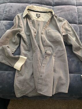 Express  Lightweight Gray Button-Front Shirt Jacket with Contrast Collar
